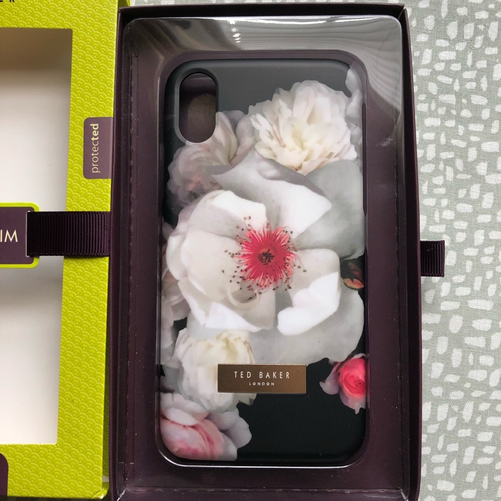 NEW!!! IPhoneX TED BAKER CASE